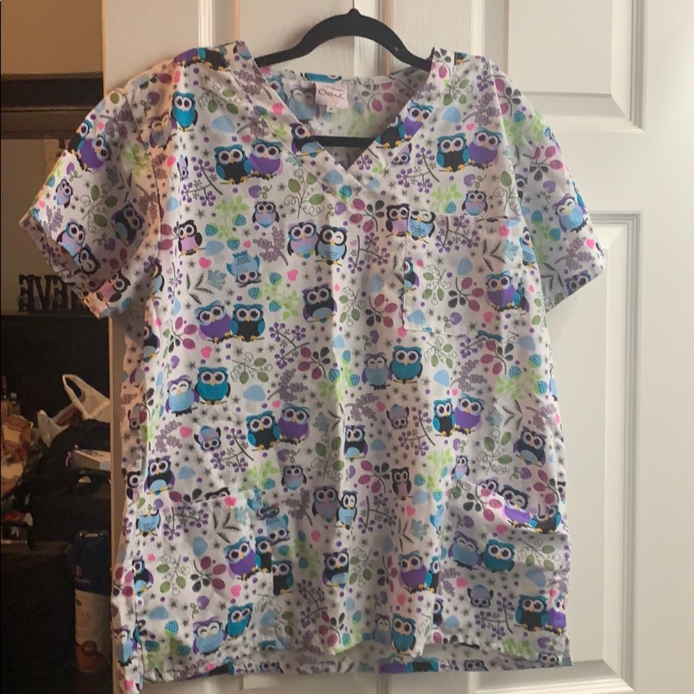 Scrub top